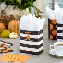 Hallmark -Hallmark Assorted Stylish Halloween Small Gift Bags 5HGB1880 02
